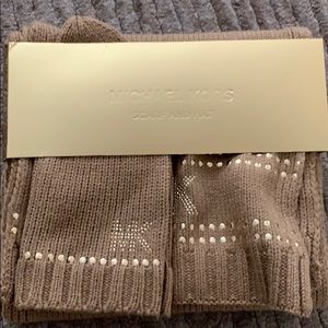 Michael Kors scarf and hat set